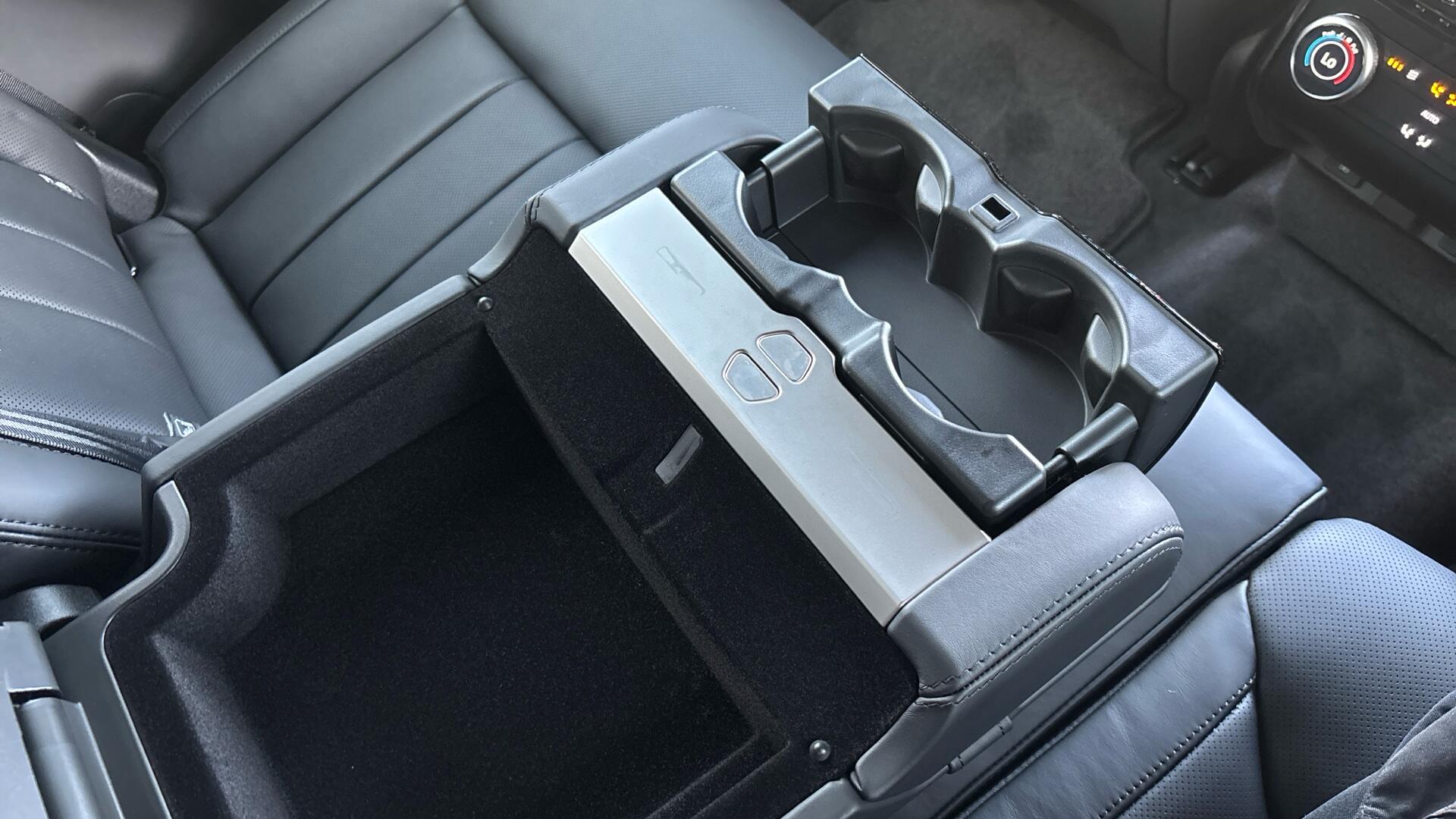 Land Rover Range Rover Sport view 33