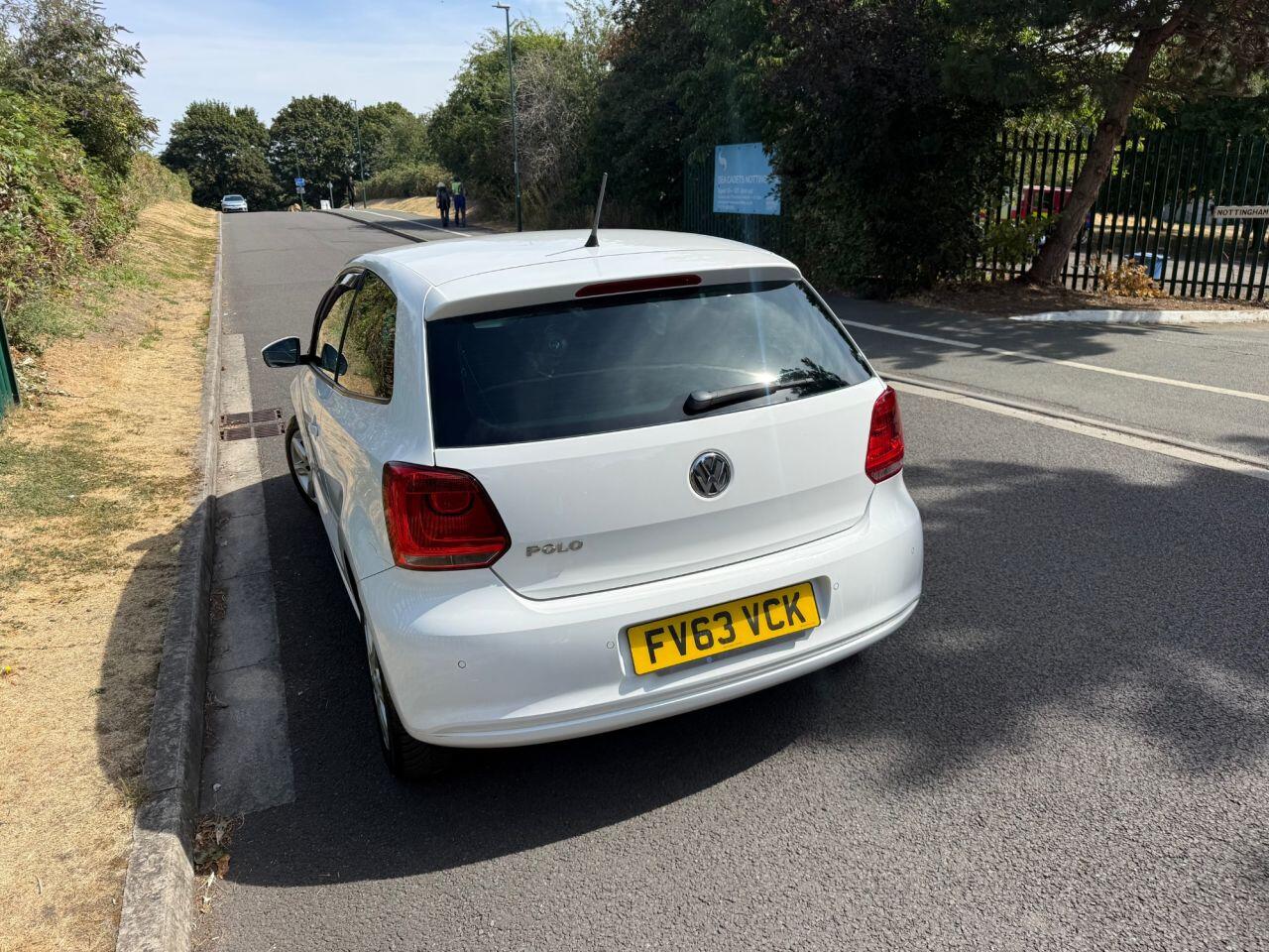 Volkswagen Polo view 9