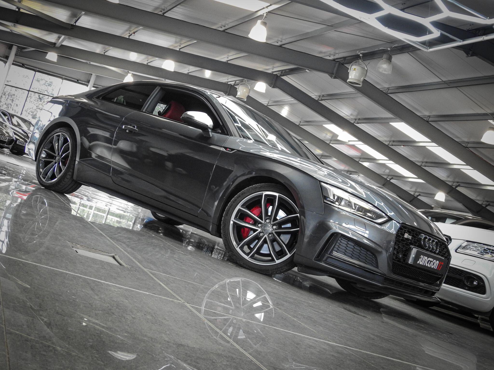 Audi S5 view 2
