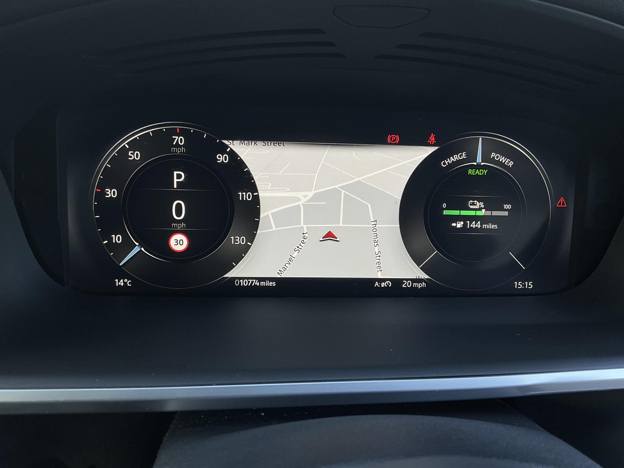 Jaguar I-Pace view 10