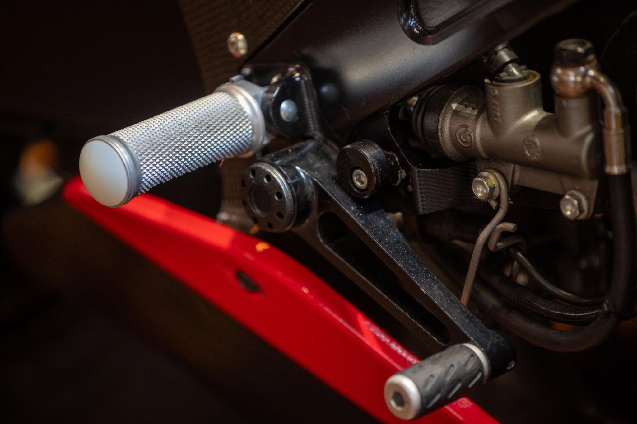 Ducati Desmosedici RR view 6