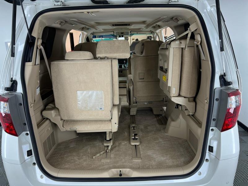 2009 Toyota Alphard image 26
