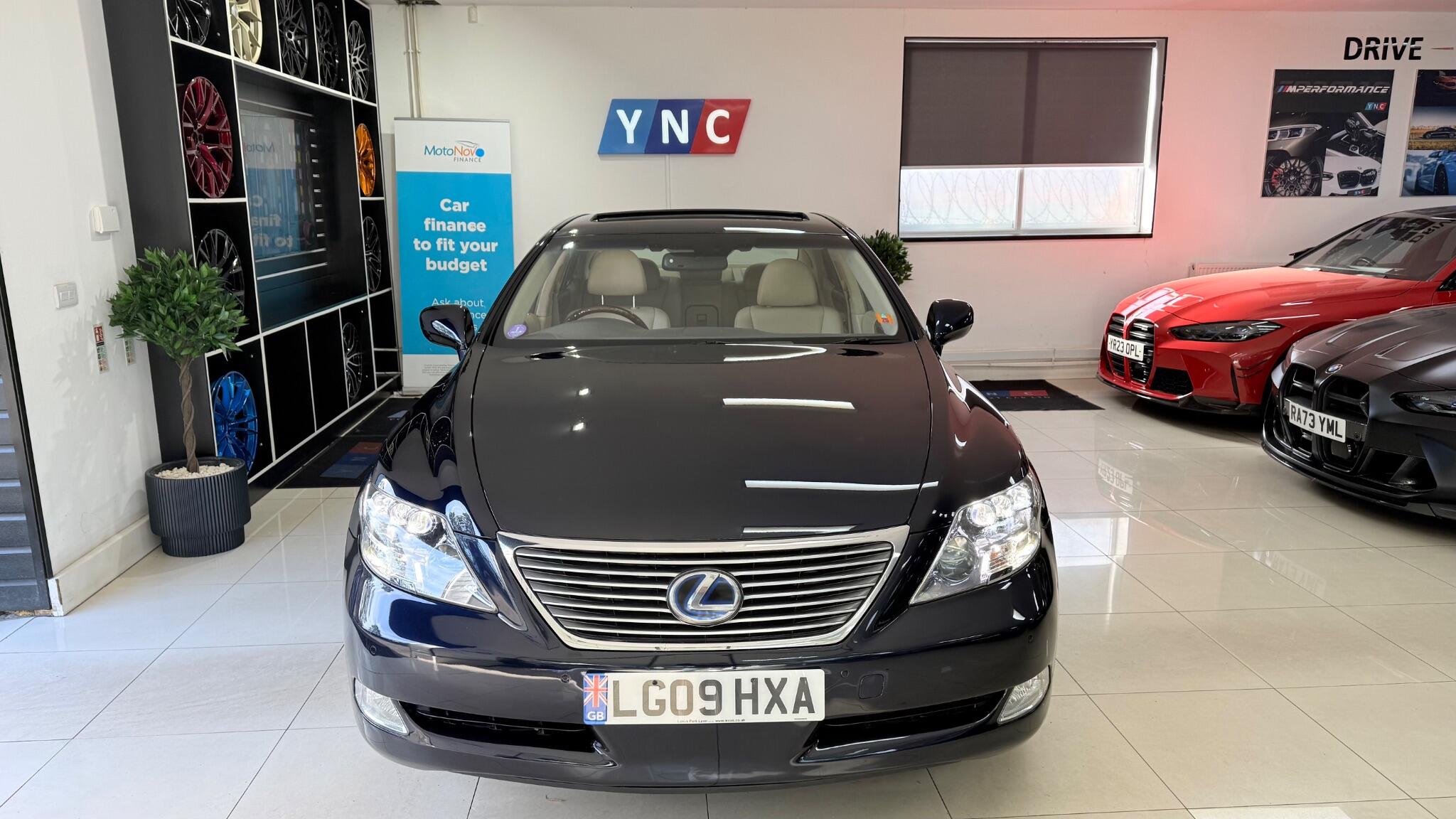 Lexus LS view 55