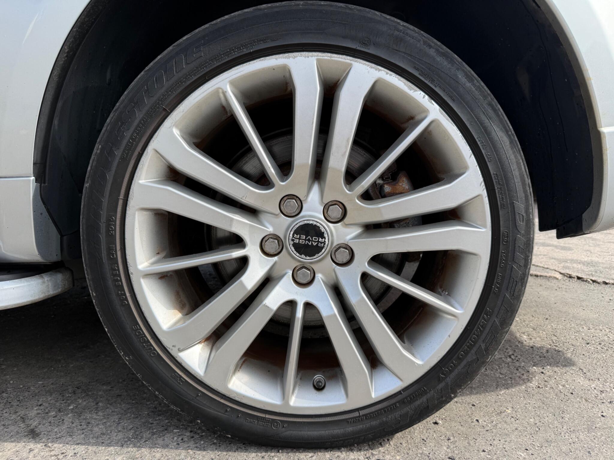 Land Rover Range Rover Sport view 16
