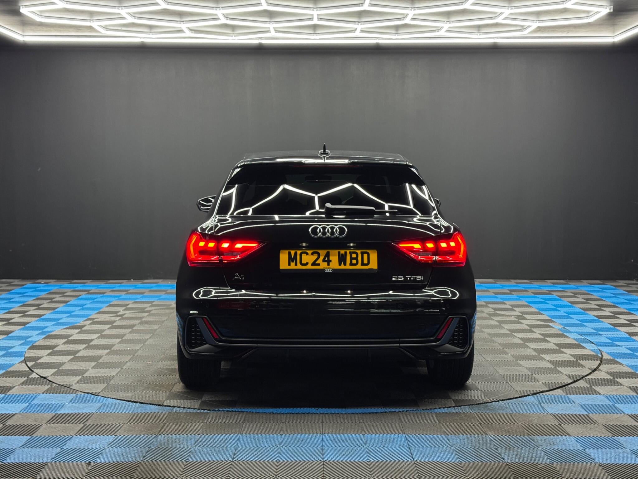 Audi A1 view 6