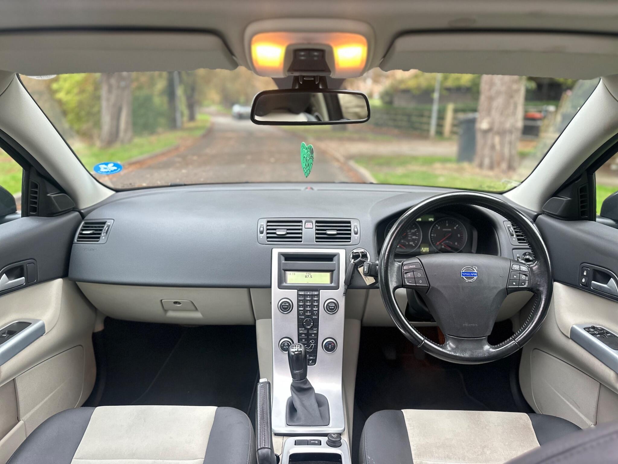 2010 Volvo C30 image 23