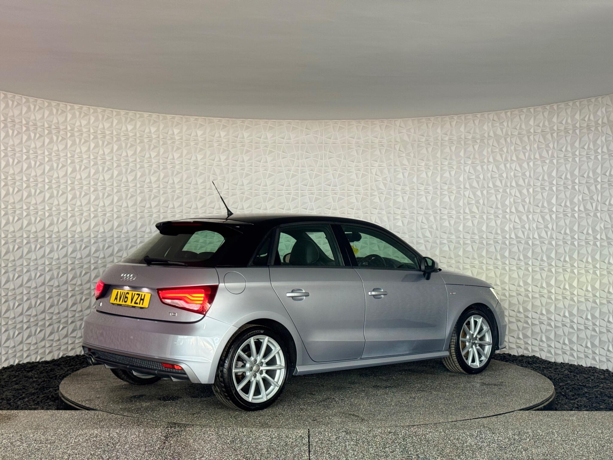Audi A1 view 10