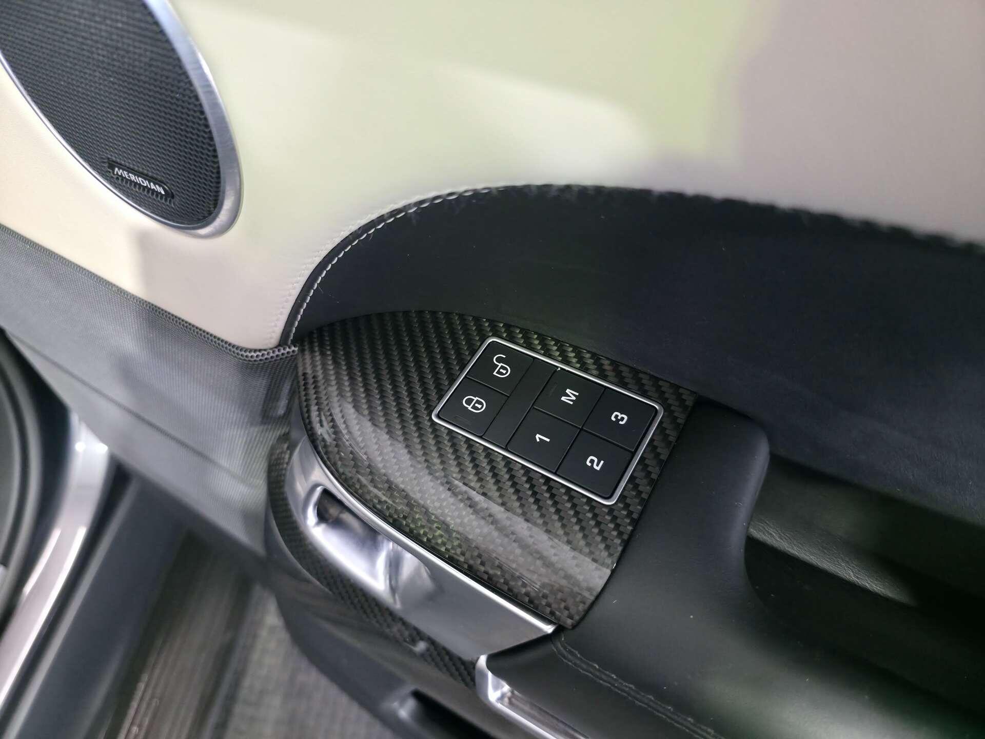 Land Rover Range Rover Sport view 30