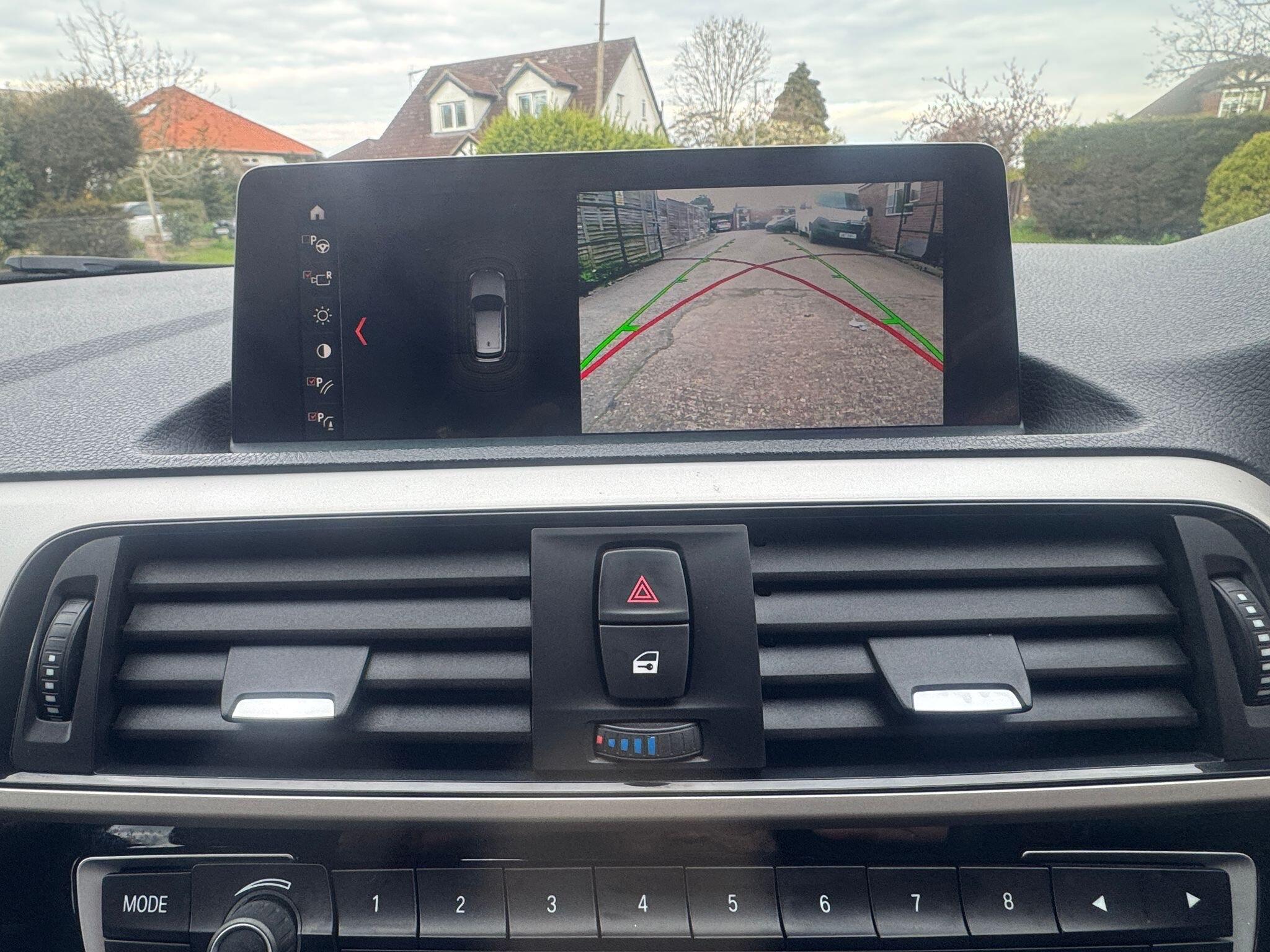 BMW 1 Series view 6