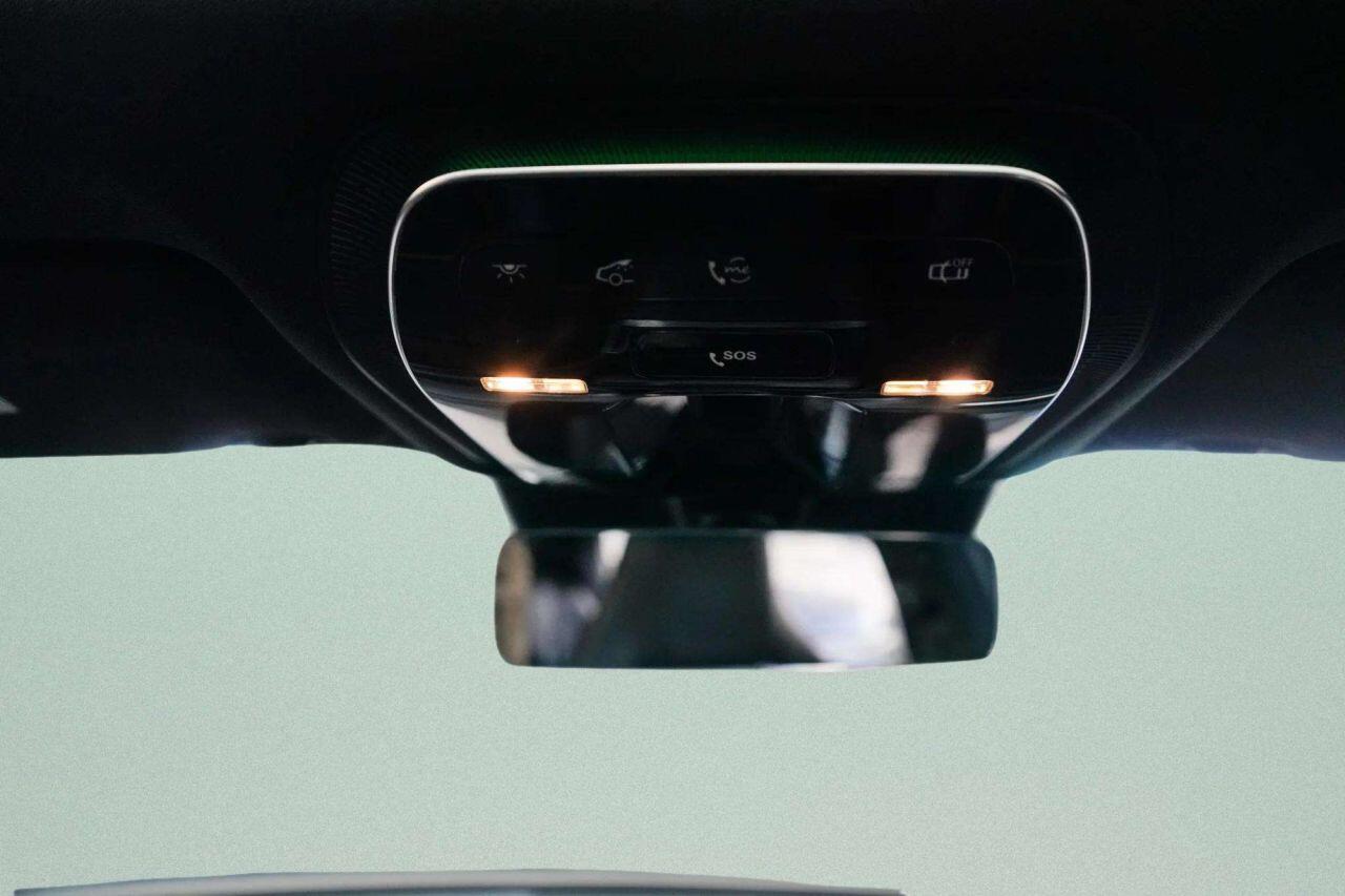 Mercedes-Benz C-Class view 46
