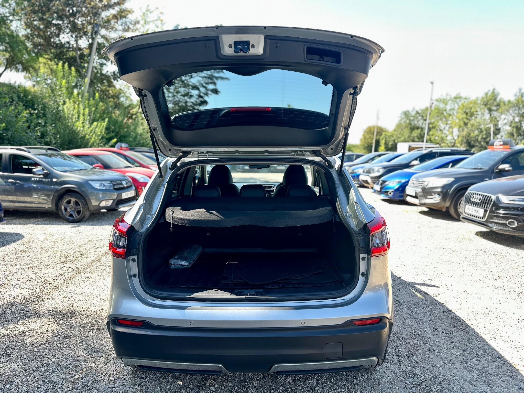 Nissan Qashqai view 19