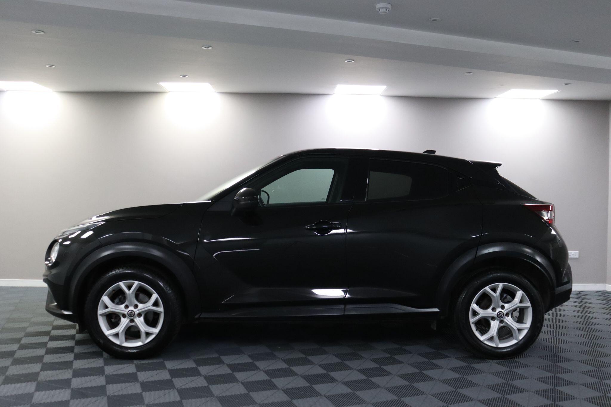 Nissan Juke view 25