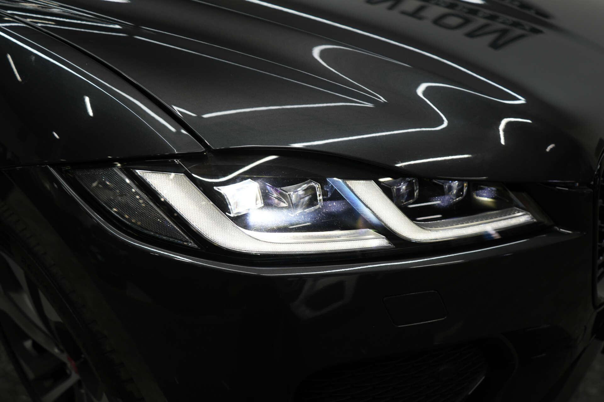 Jaguar F-Pace view 47