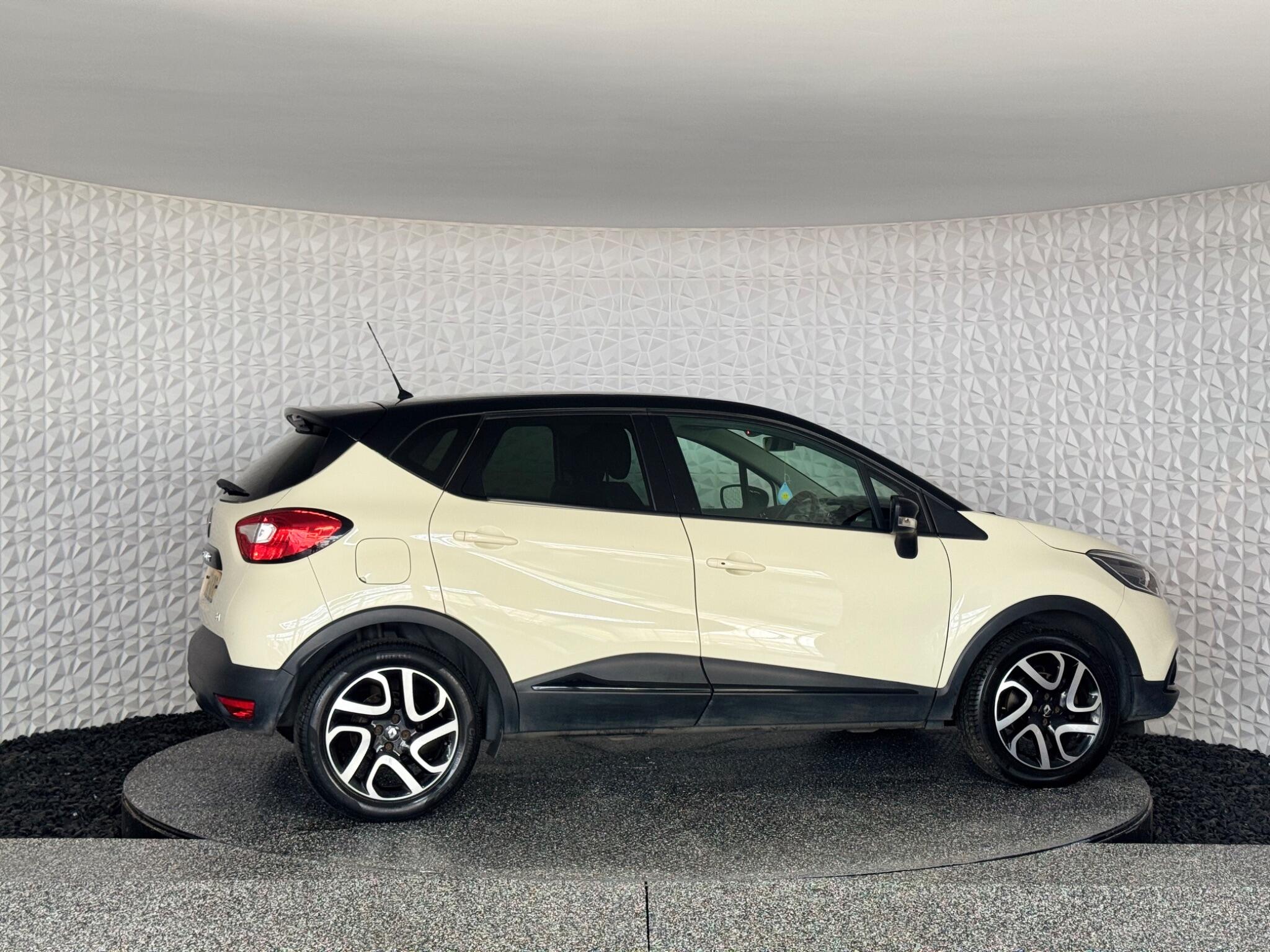 Renault Captur view 8