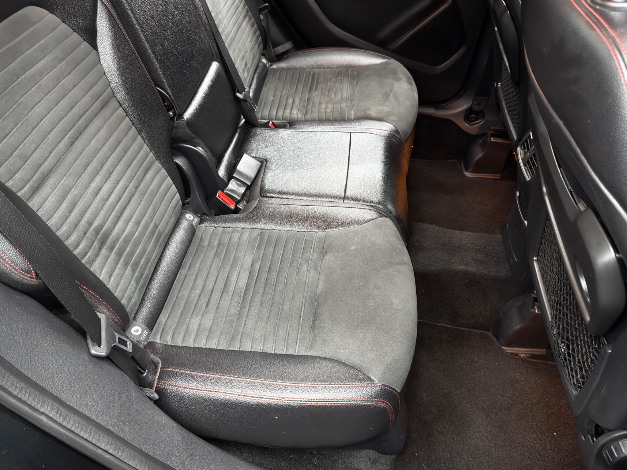 Mercedes-Benz B-Class view 16