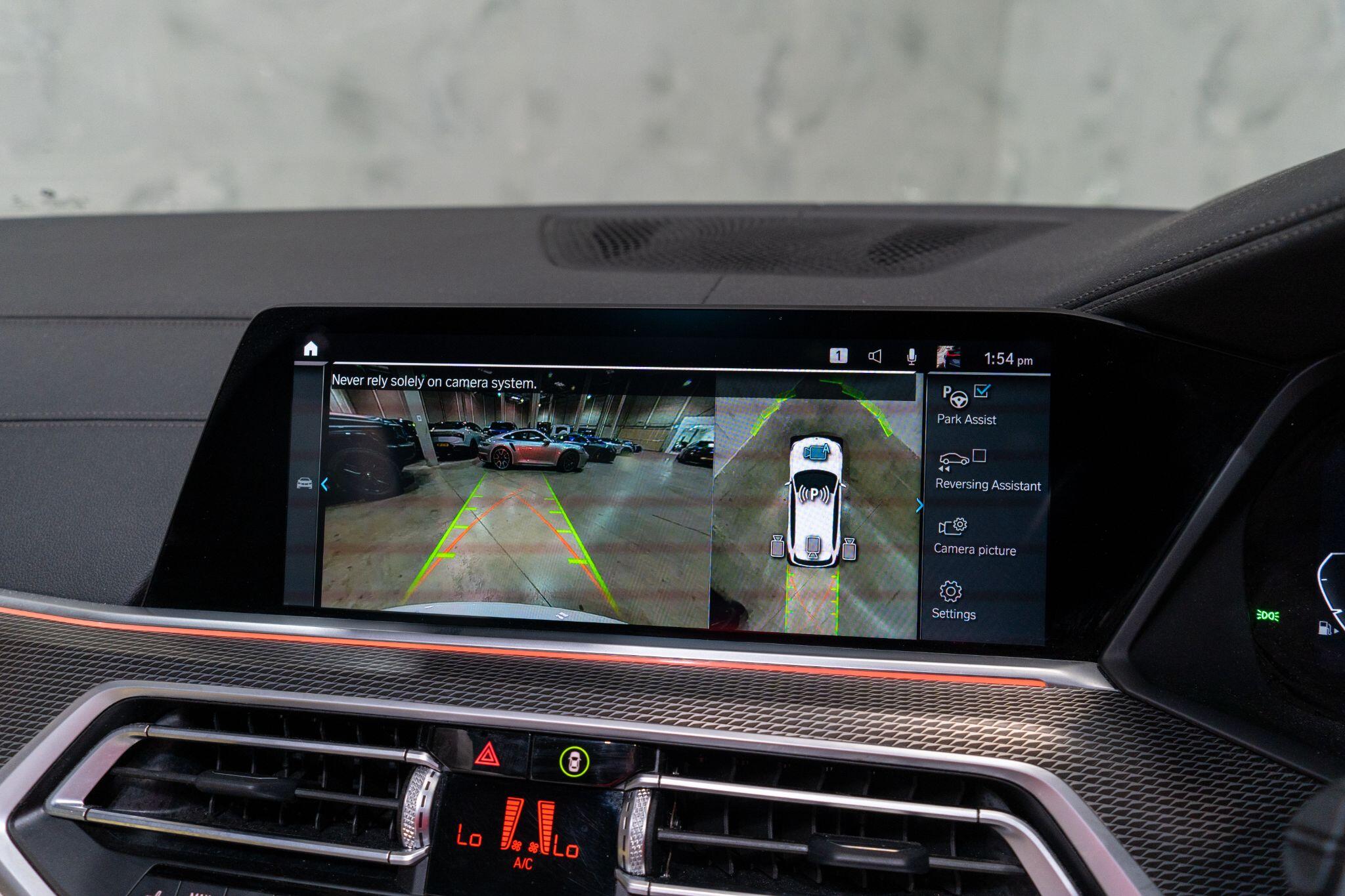 BMW X5 view 22