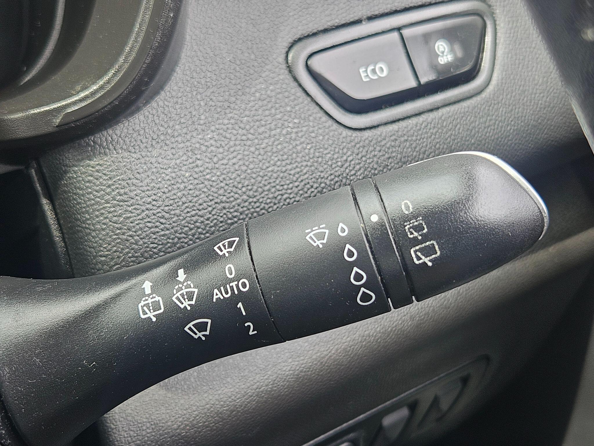 2017 Renault Kadjar image 37