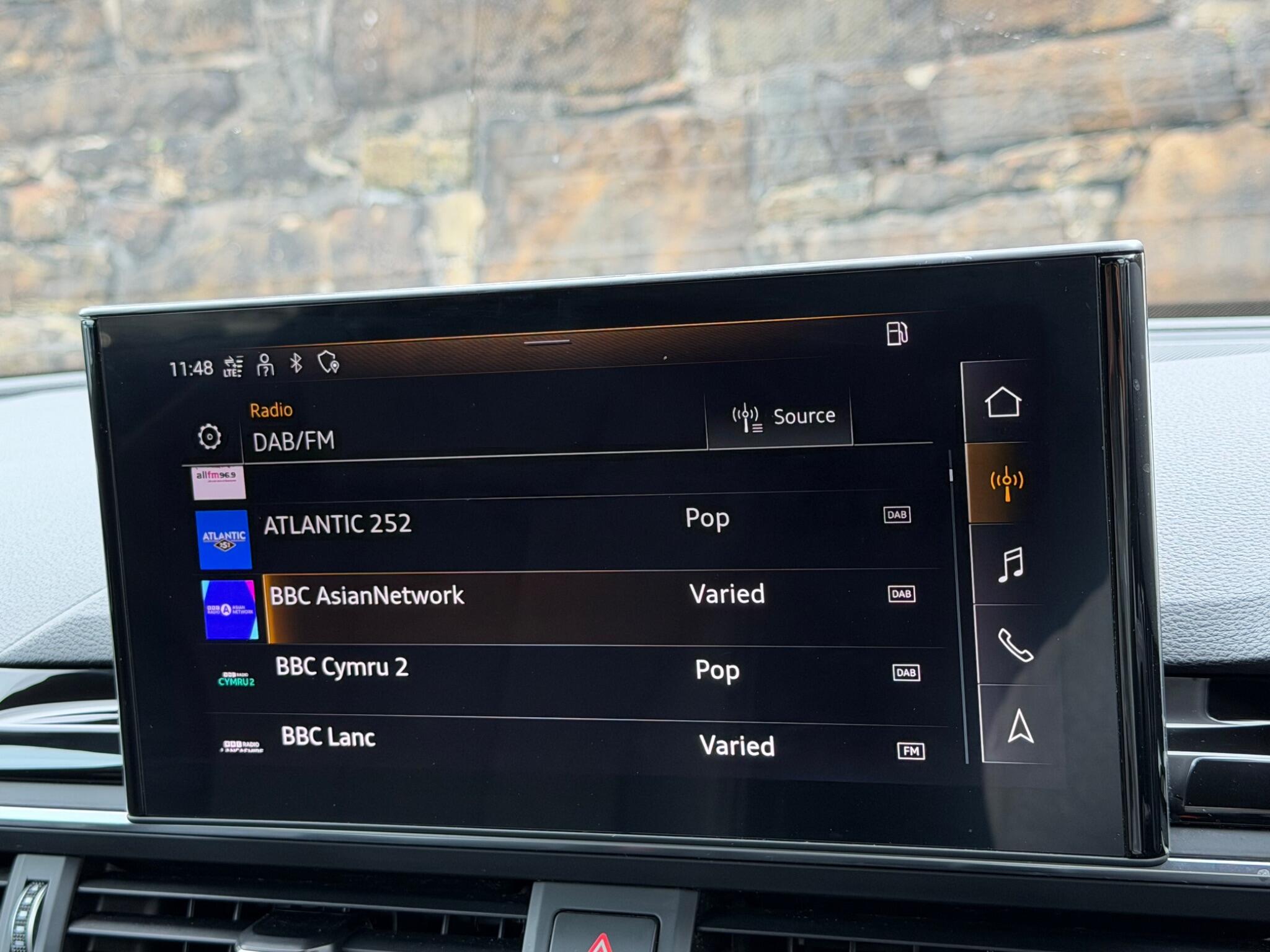 Audi A4 view 33