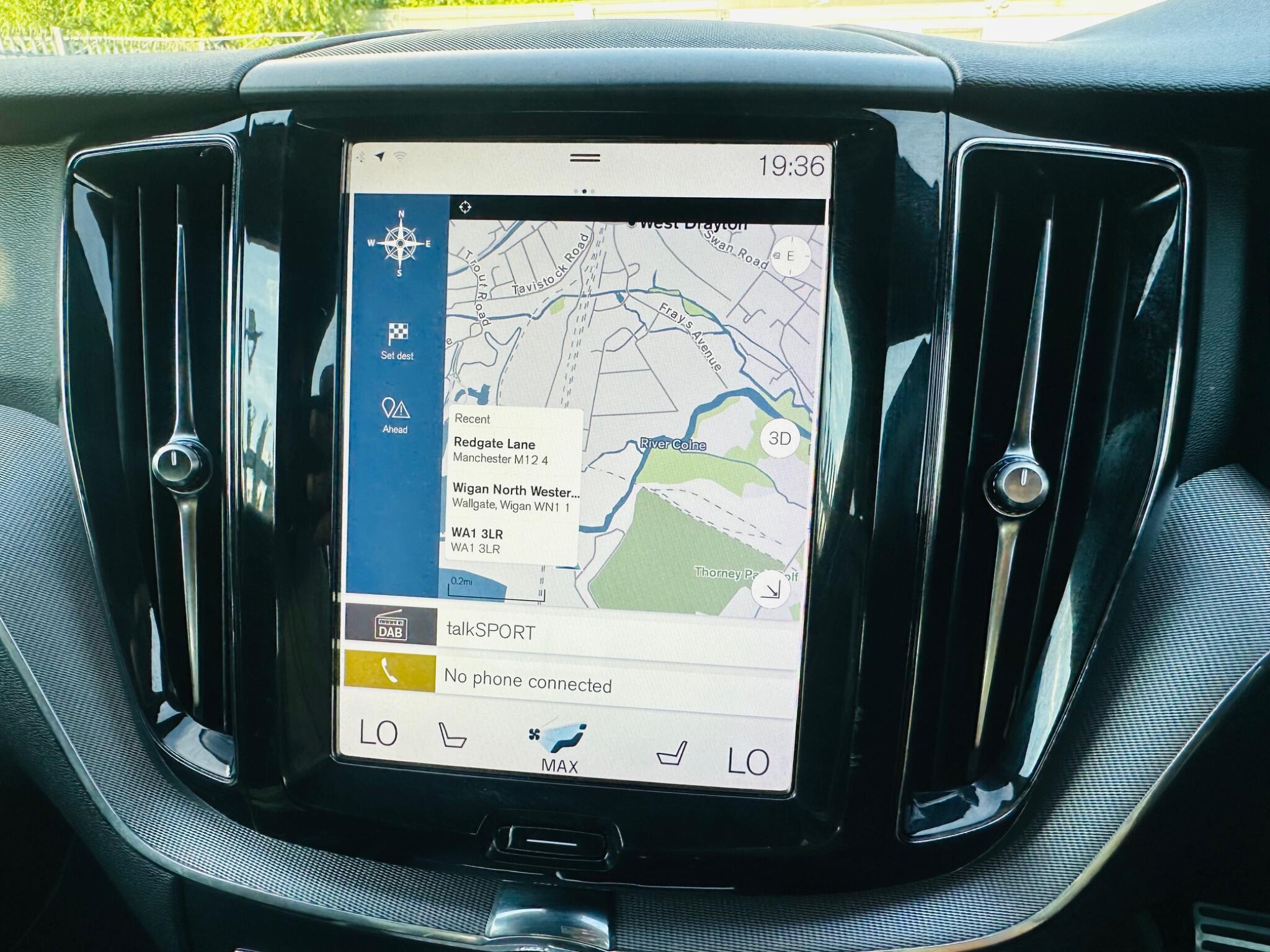 Volvo XC60 view 32
