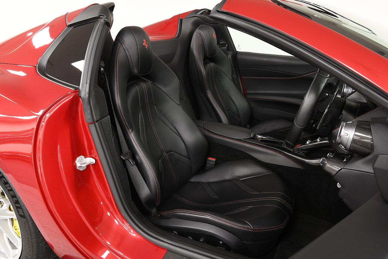 Ferrari 812 view 7