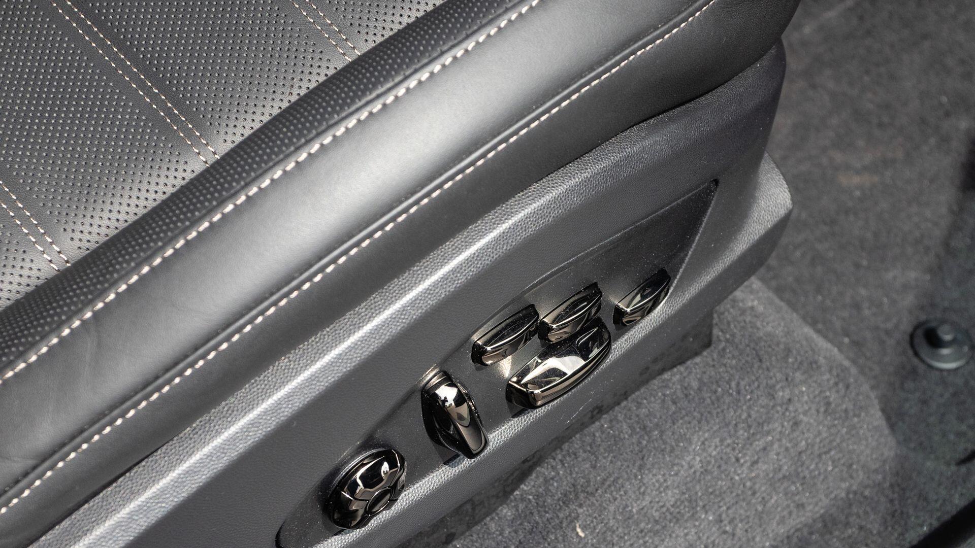 Porsche Cayenne view 41