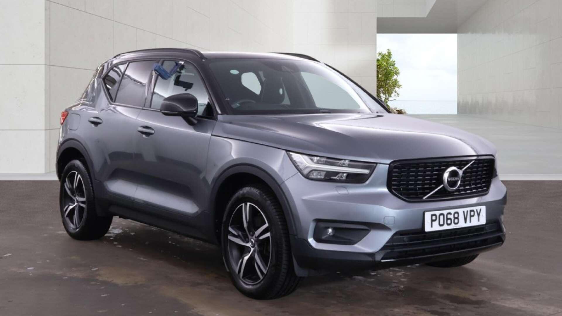 2019 Volvo XC40 in Grey for sale