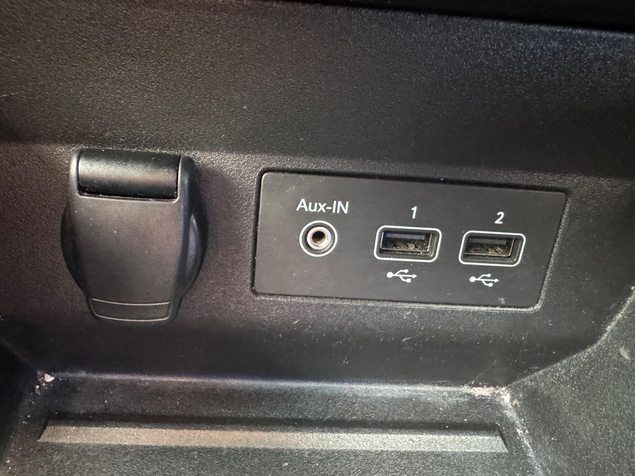 Renault Clio view 32