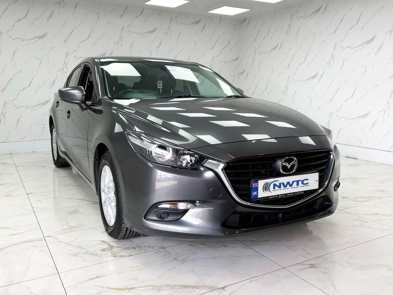 Mazda Mazda3 view 4