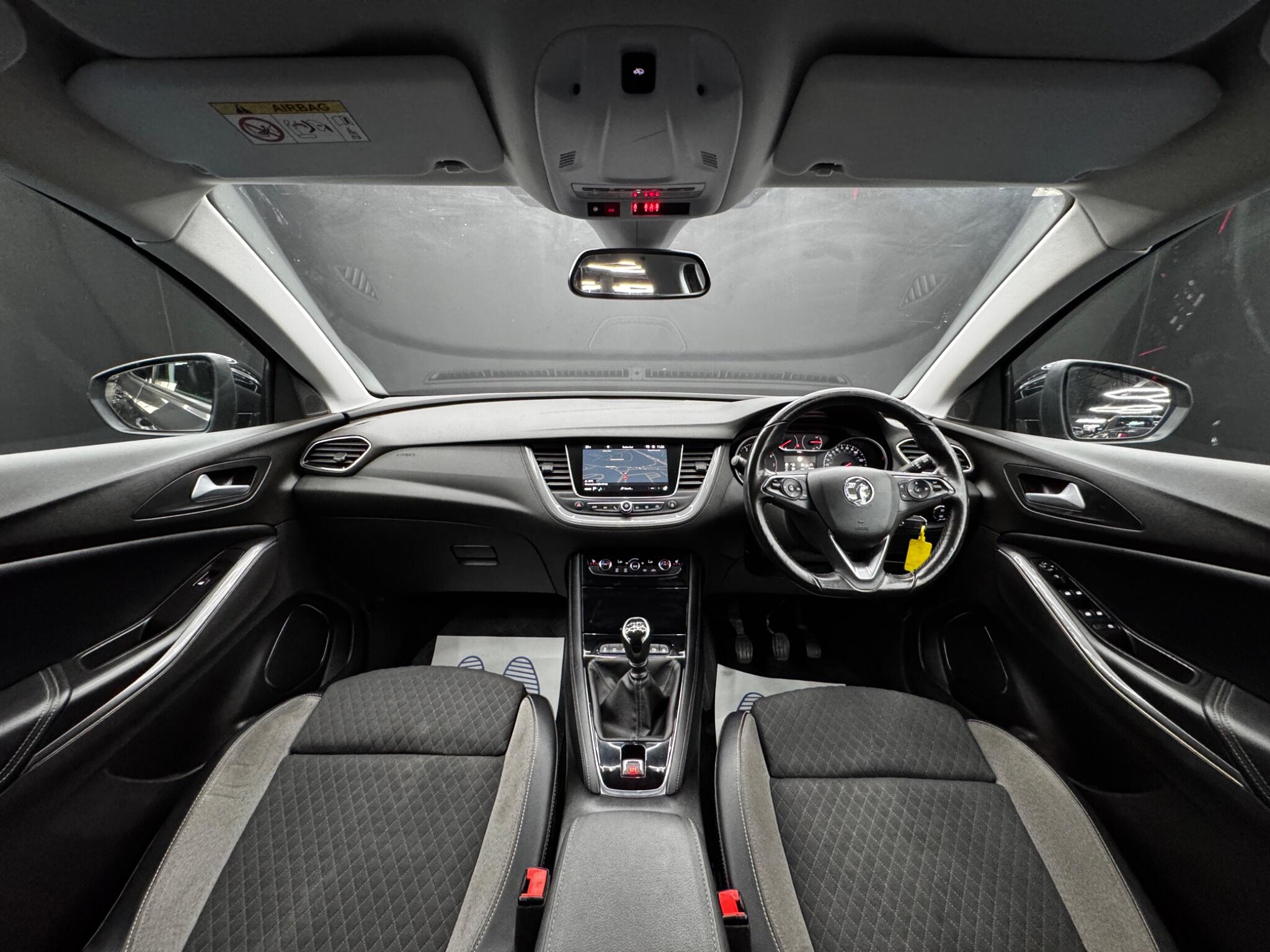 Vauxhall Grandland X view 16