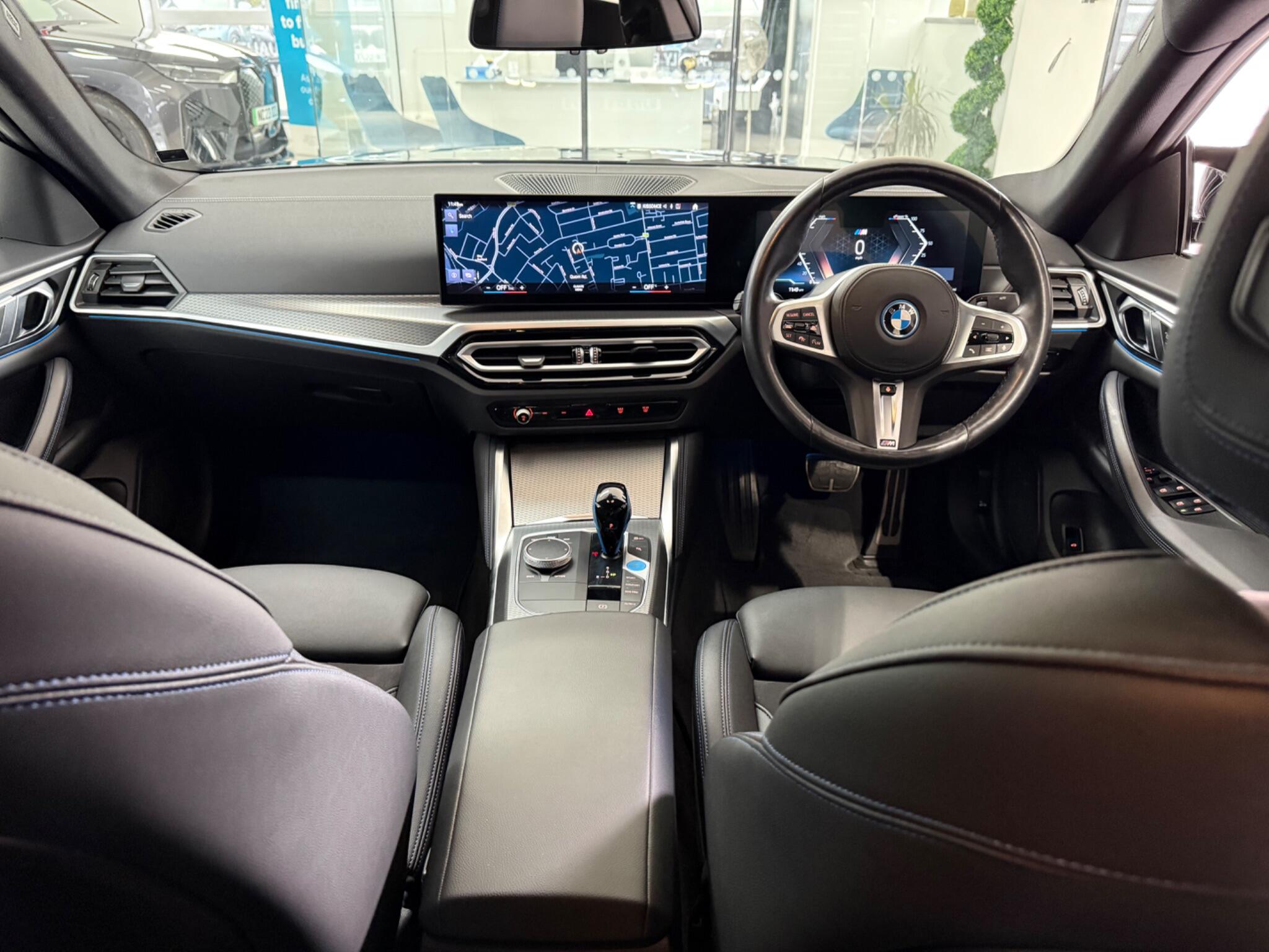 BMW I4 view 23