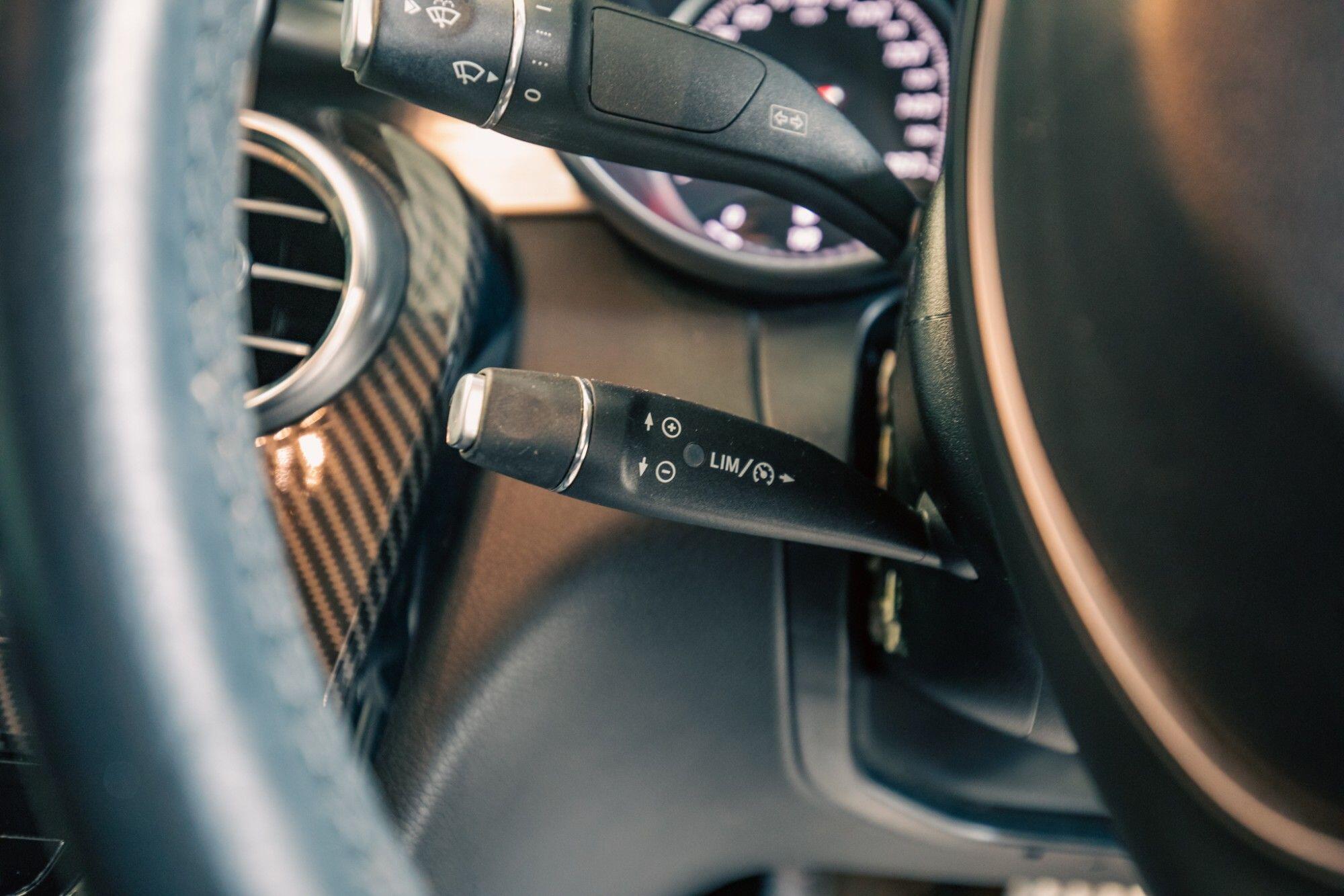 Mercedes-Benz C-Class view 10