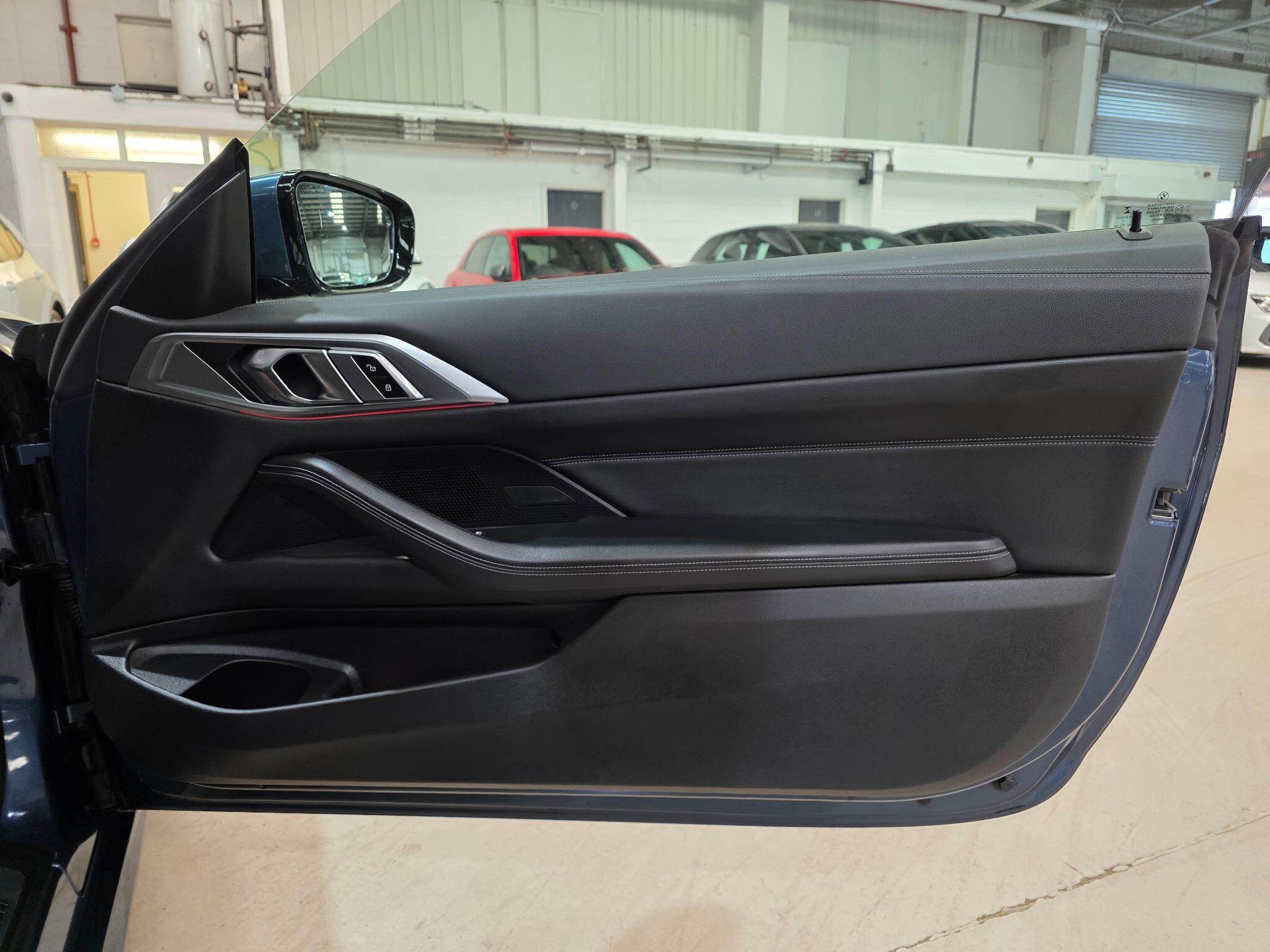 BMW 4 Series view 14