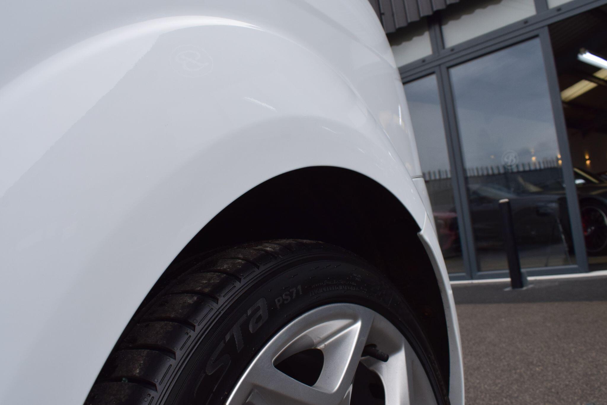 Ford Focus view 25