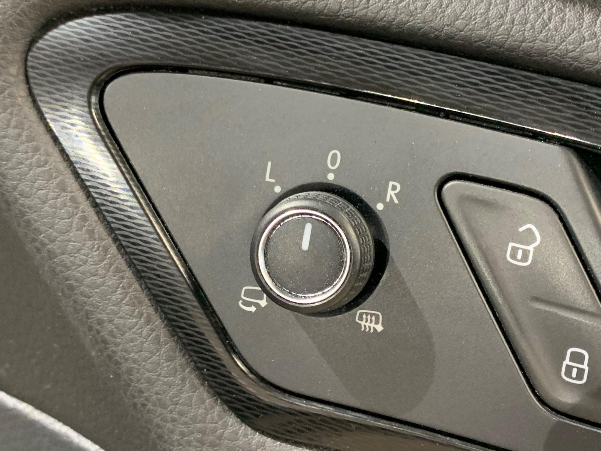 Volkswagen Golf view 31