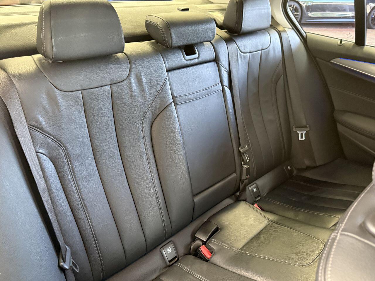BMW 5 Series view 58