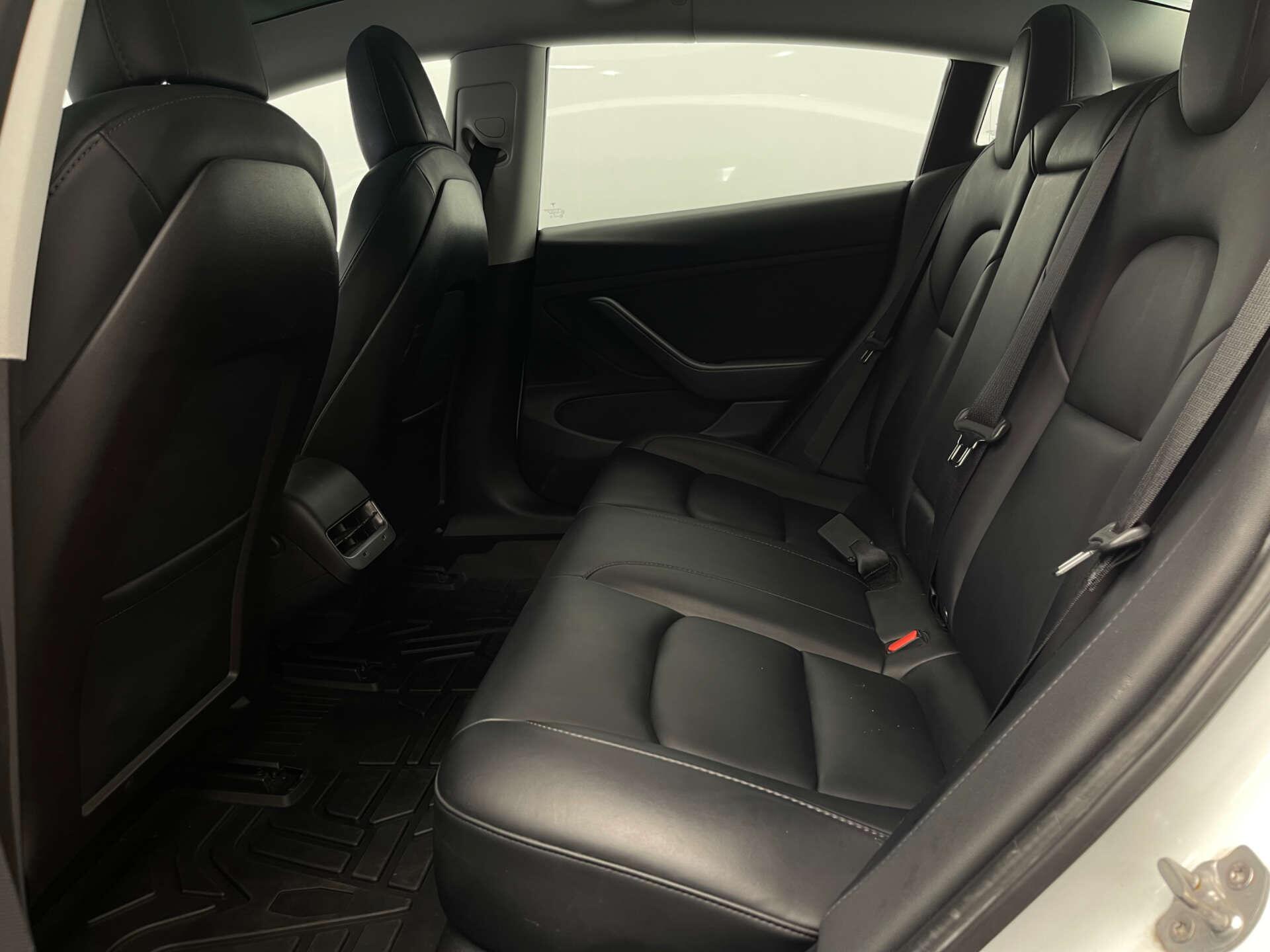 Tesla Model 3 view 39