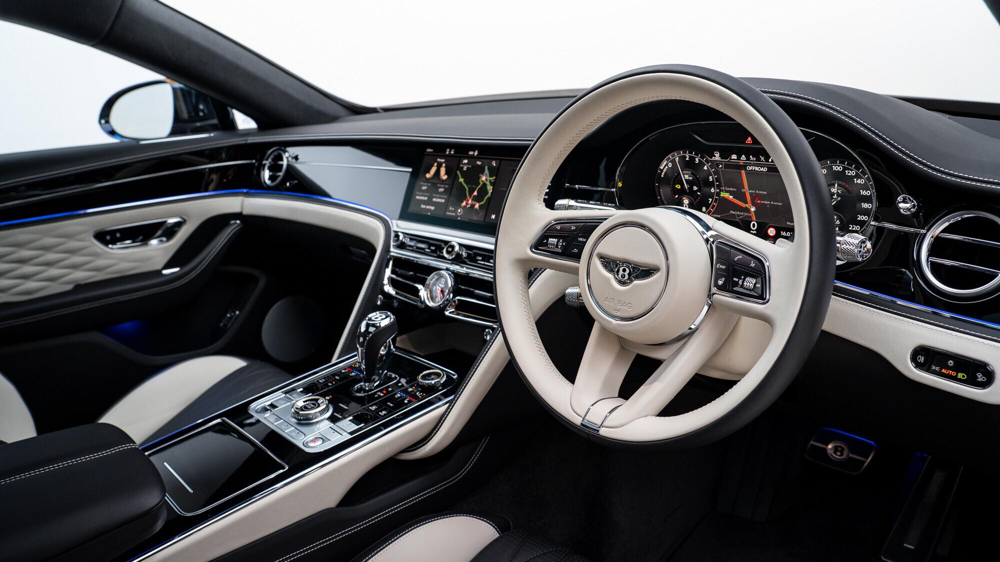 Bentley Flying Spur view 44