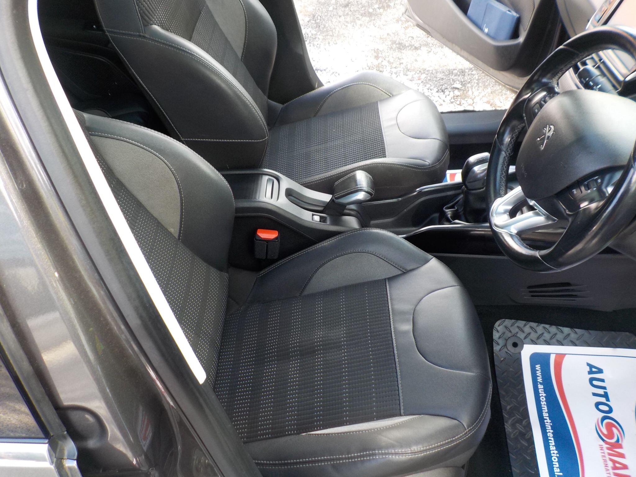 Peugeot 2008 1.2 PureTech Allure Premium Euro 6 (s/s) 5dr