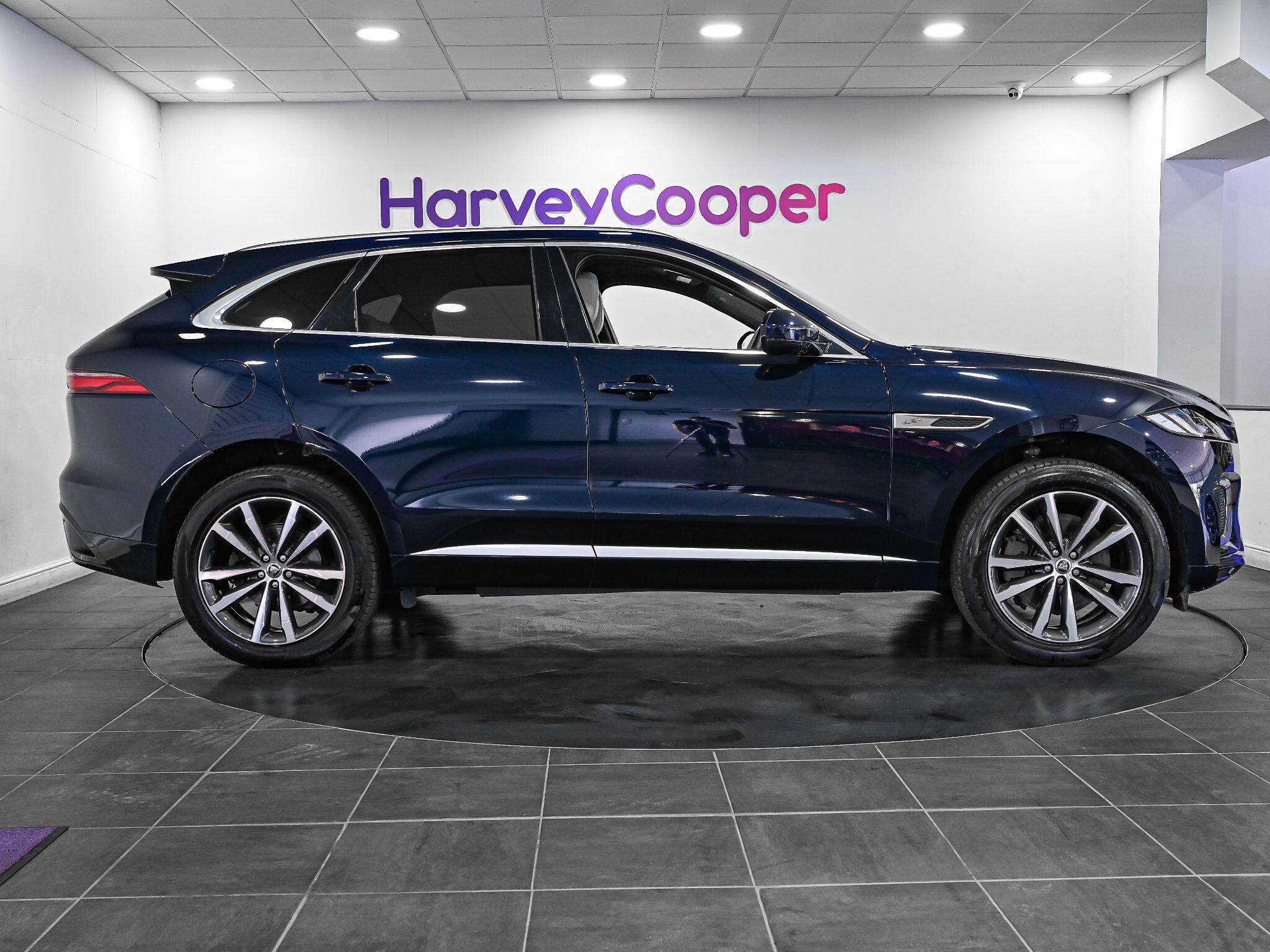Jaguar F-Pace view 5