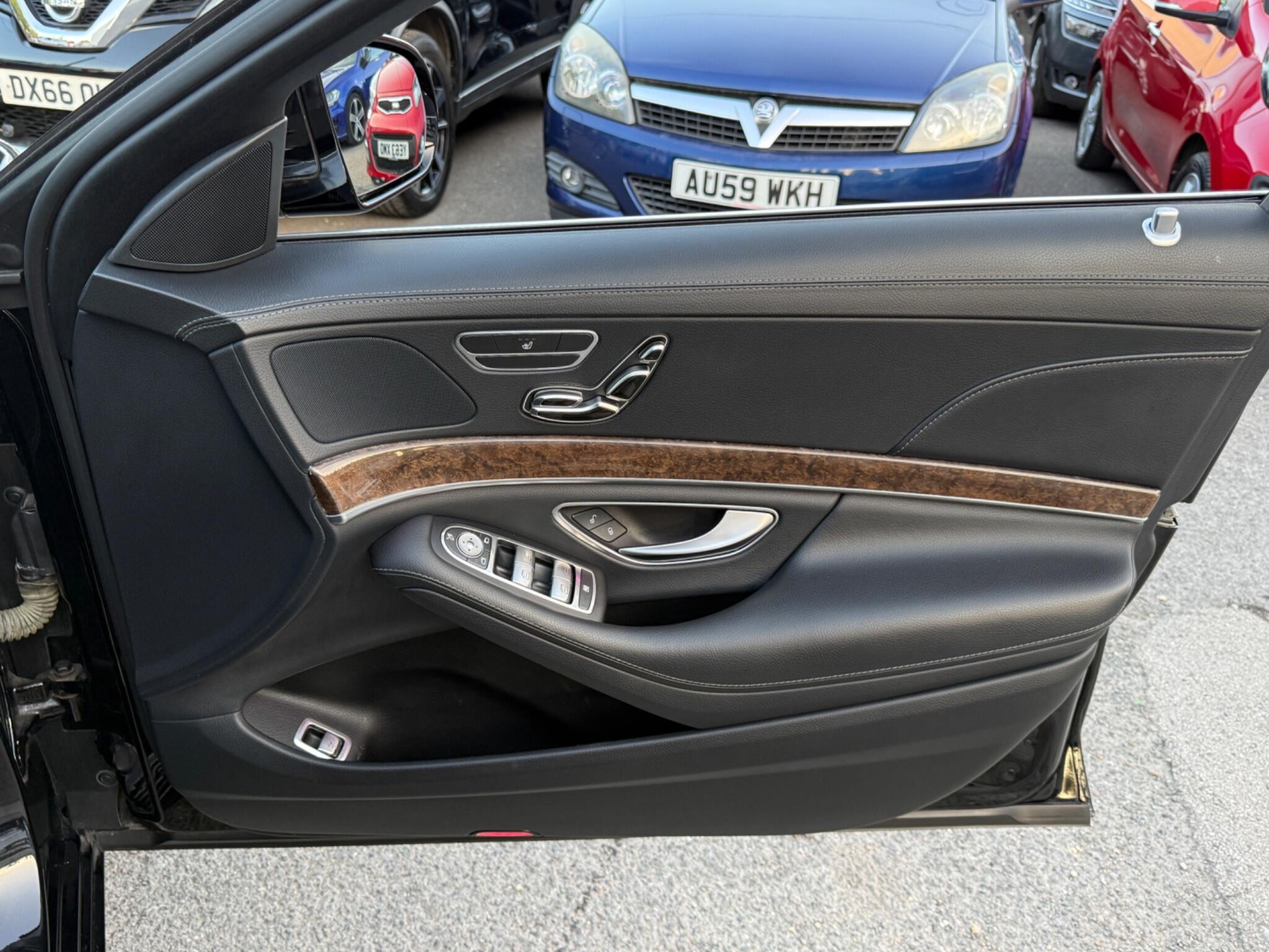 Mercedes-Benz S Class - Image 37