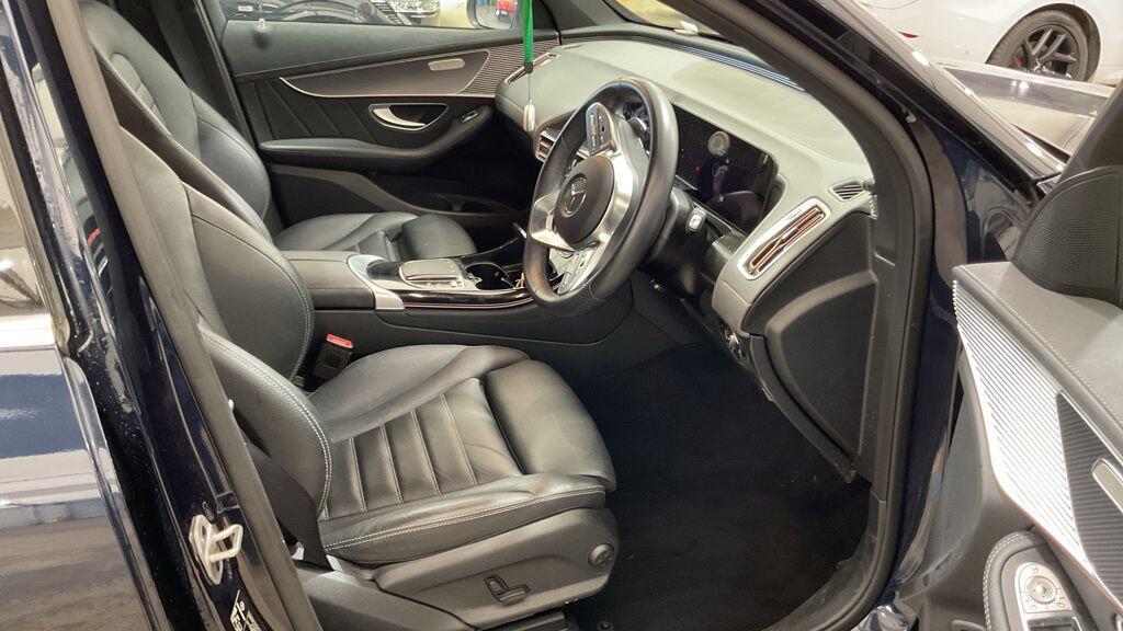 Mercedes-Benz EQC view 7