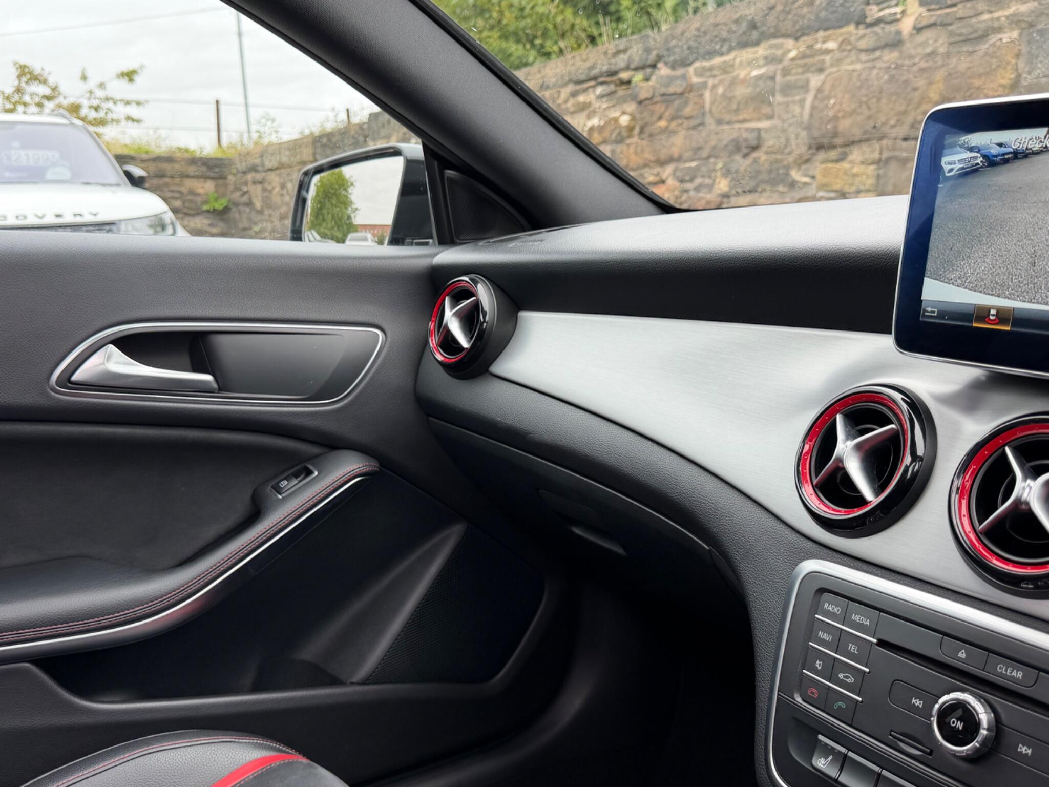 Mercedes-Benz Cla view 46