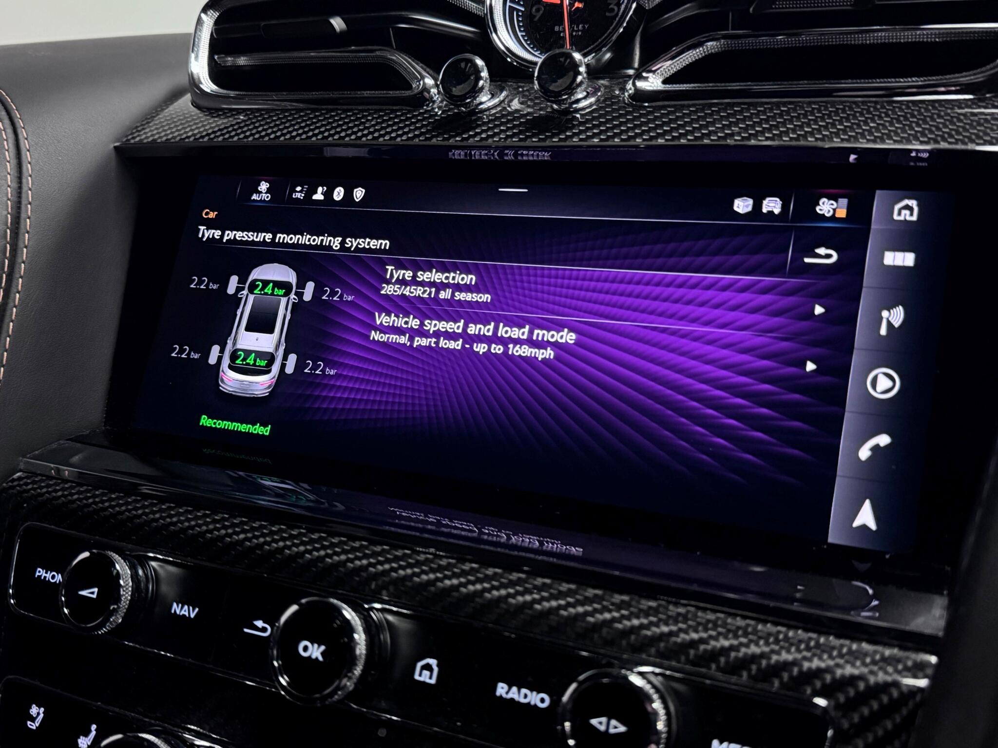 Bentley Bentayga view 84