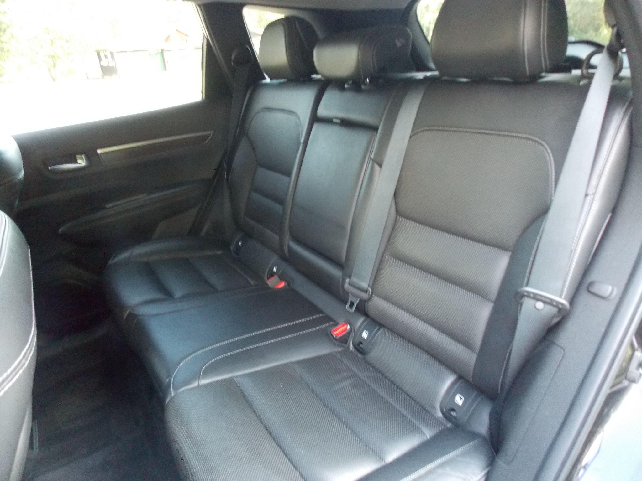 Renault Koleos view 45