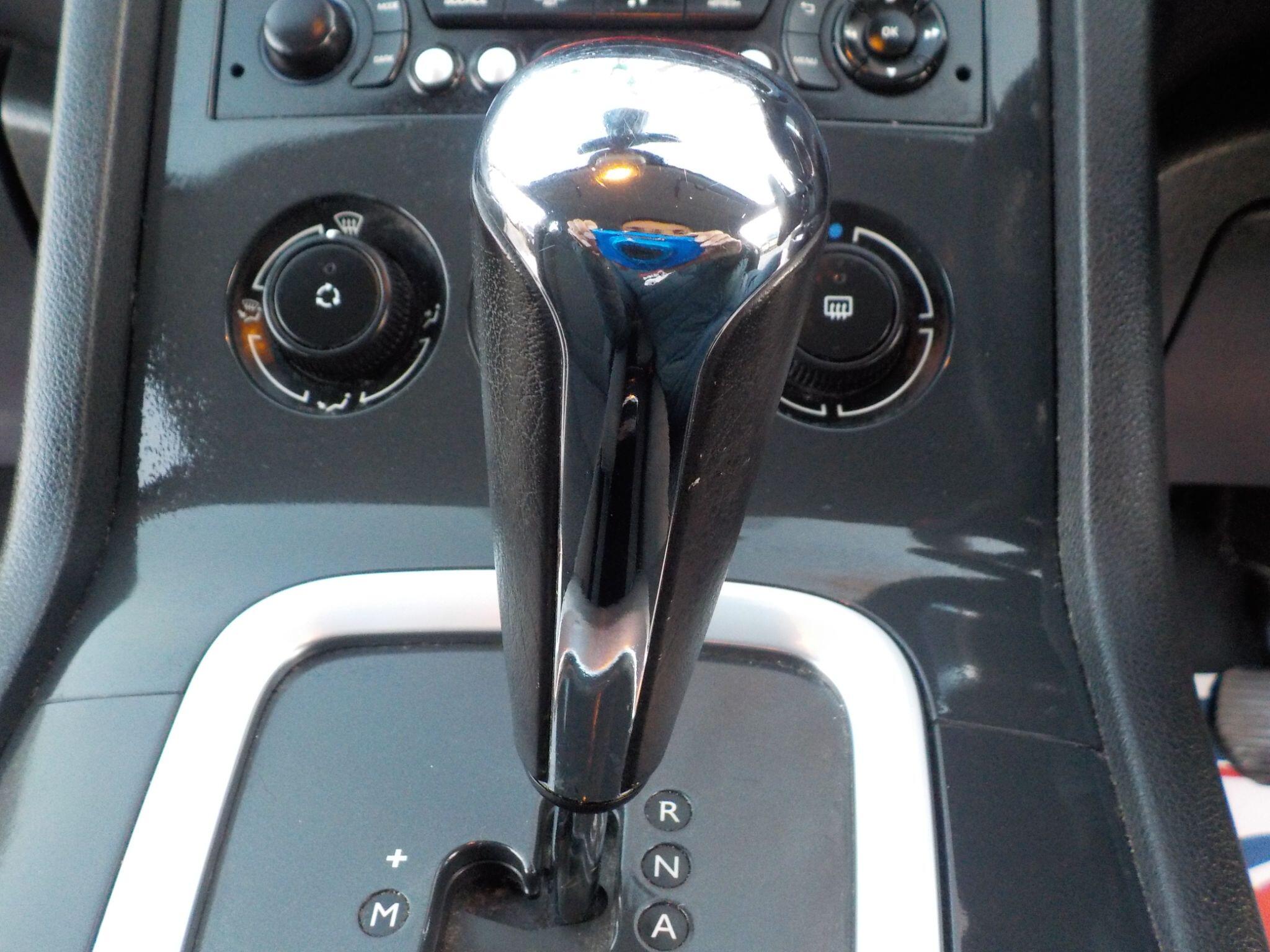 Peugeot 5008 1.6 e-HDi Active EGC Euro 5 (s/s) 5dr