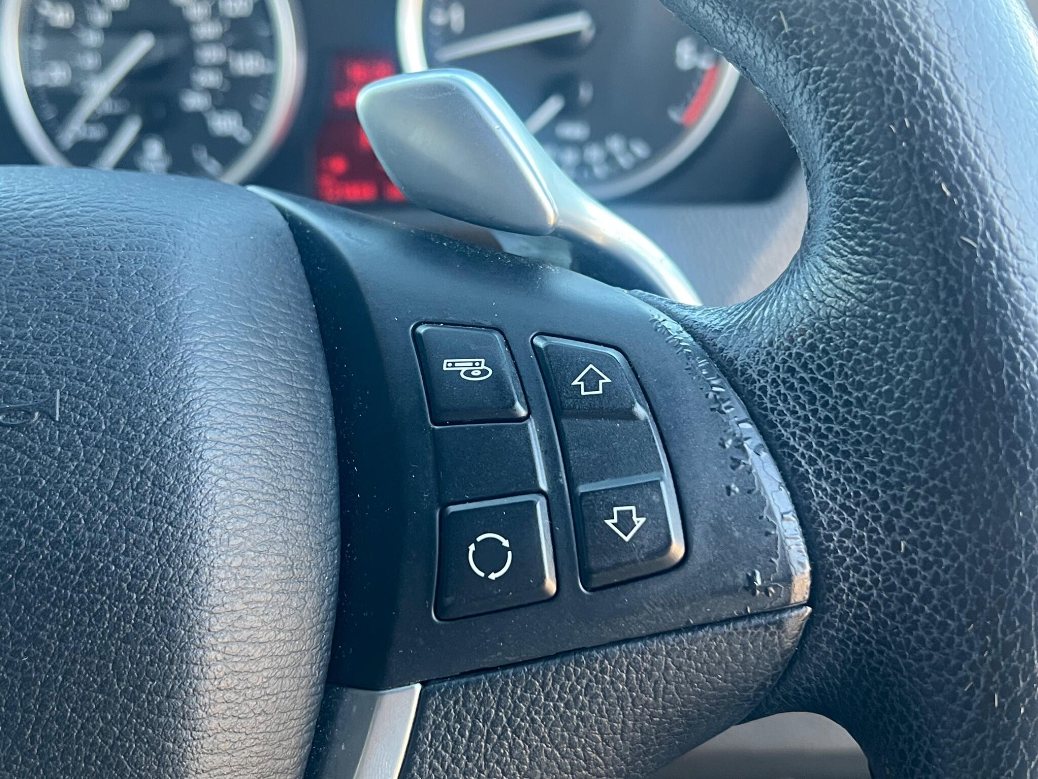 BMW X6 view 48