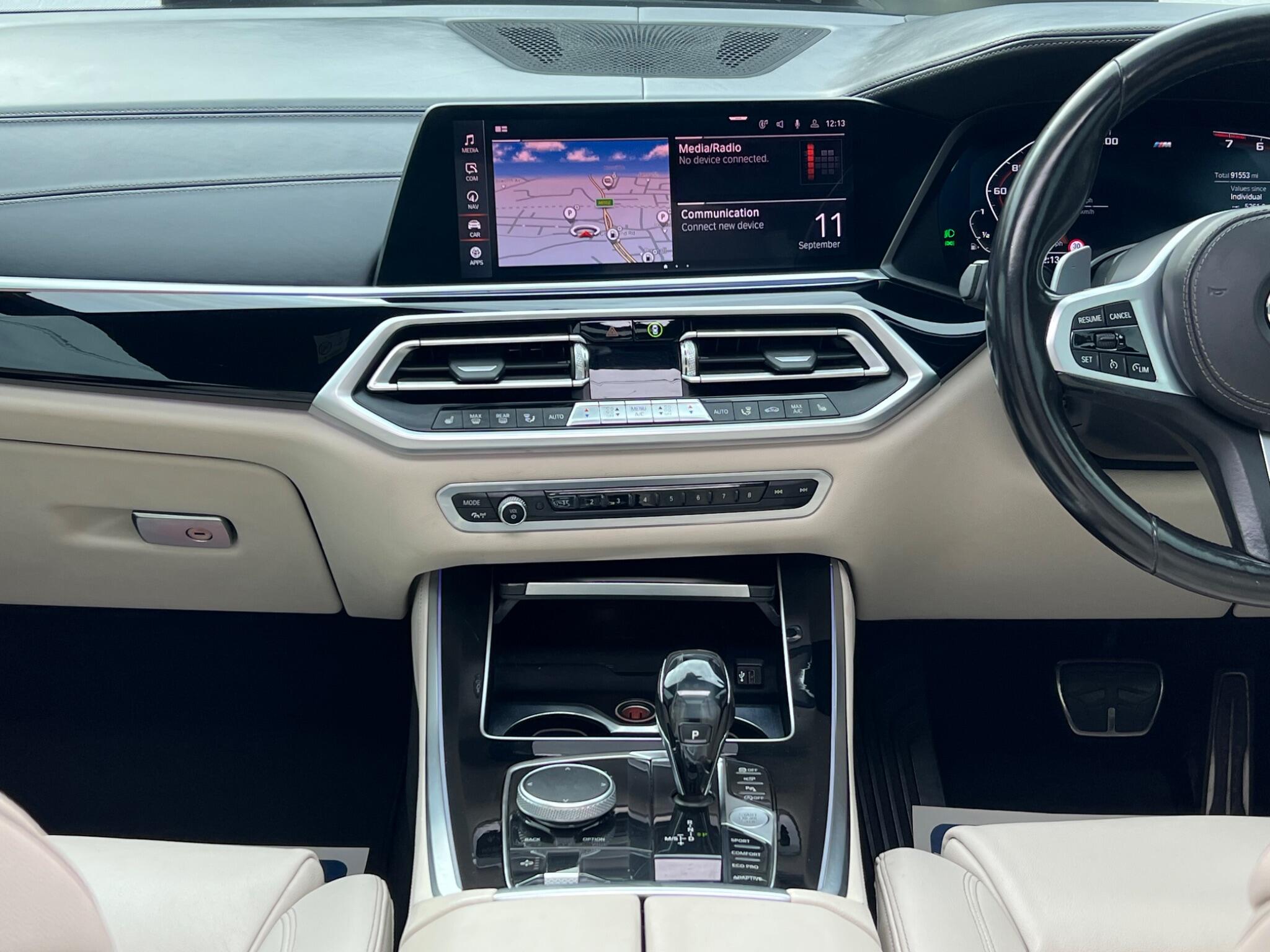 BMW X5 view 50