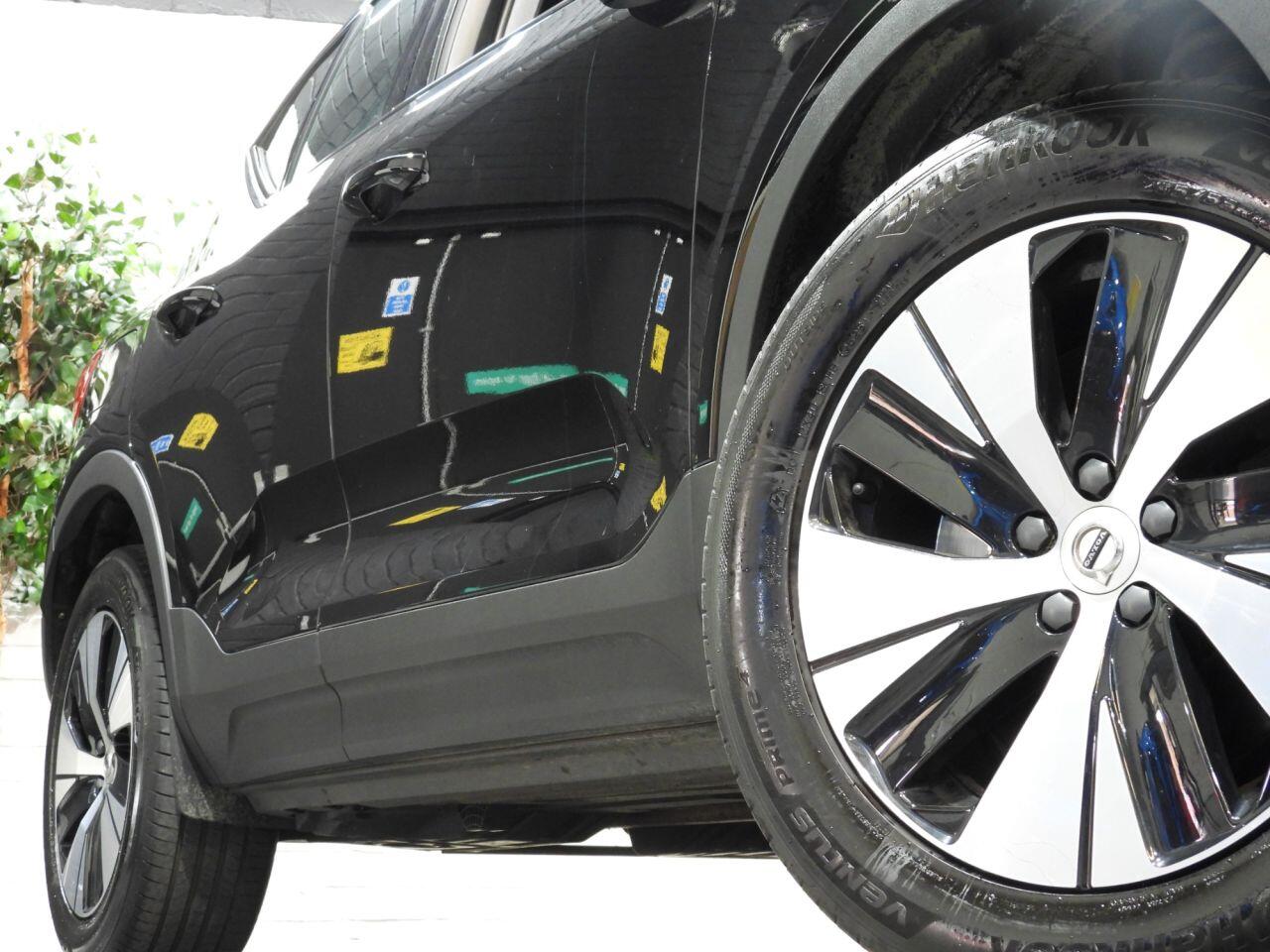 Volvo XC40 view 7