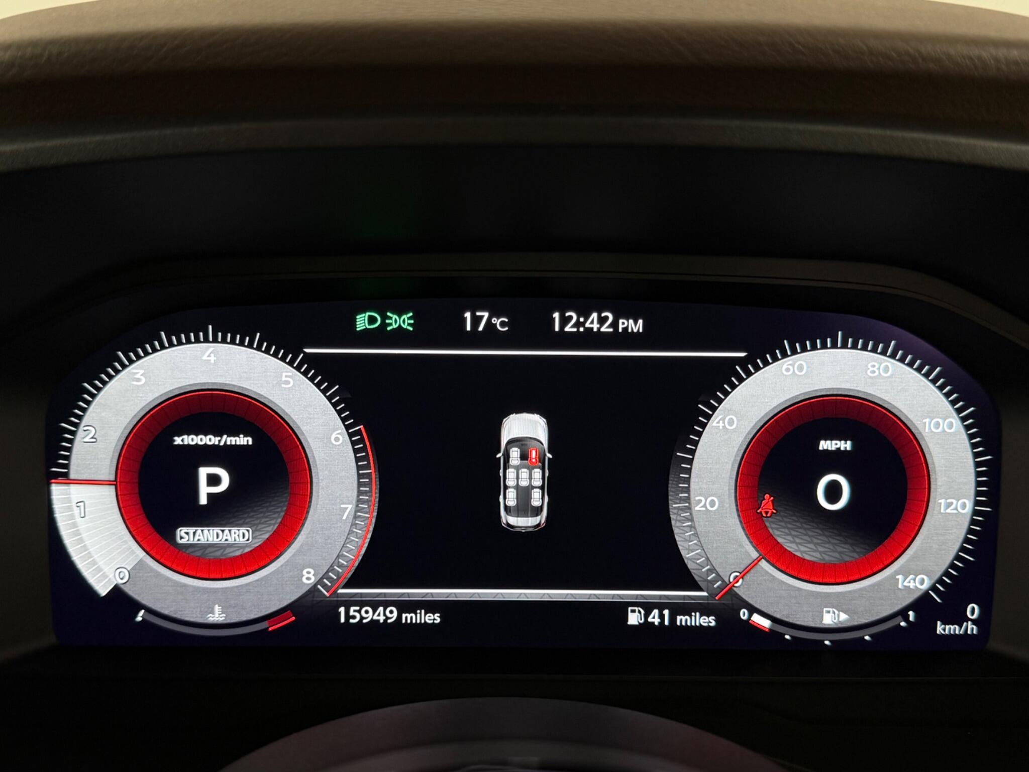Nissan X-Trail view 14