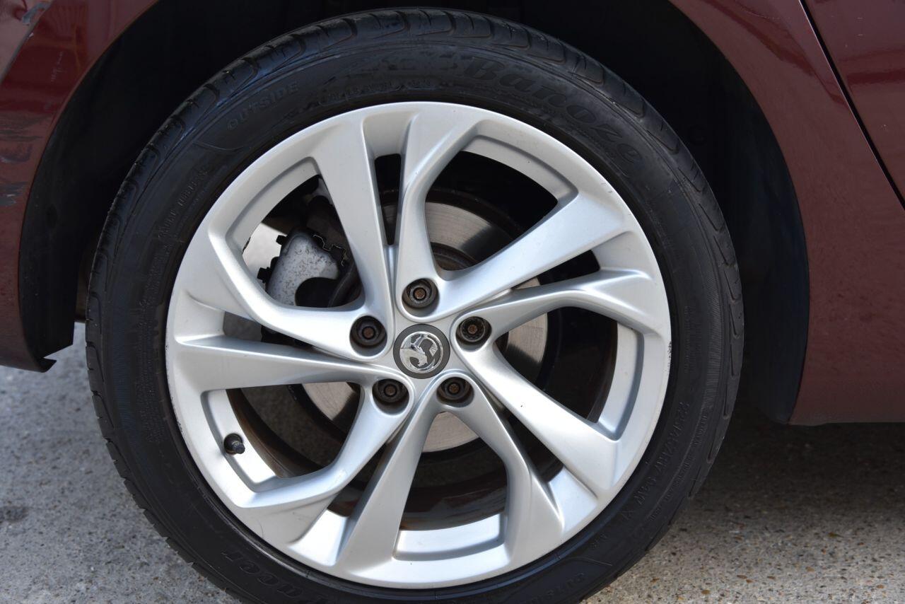 Vauxhall Astra view 50